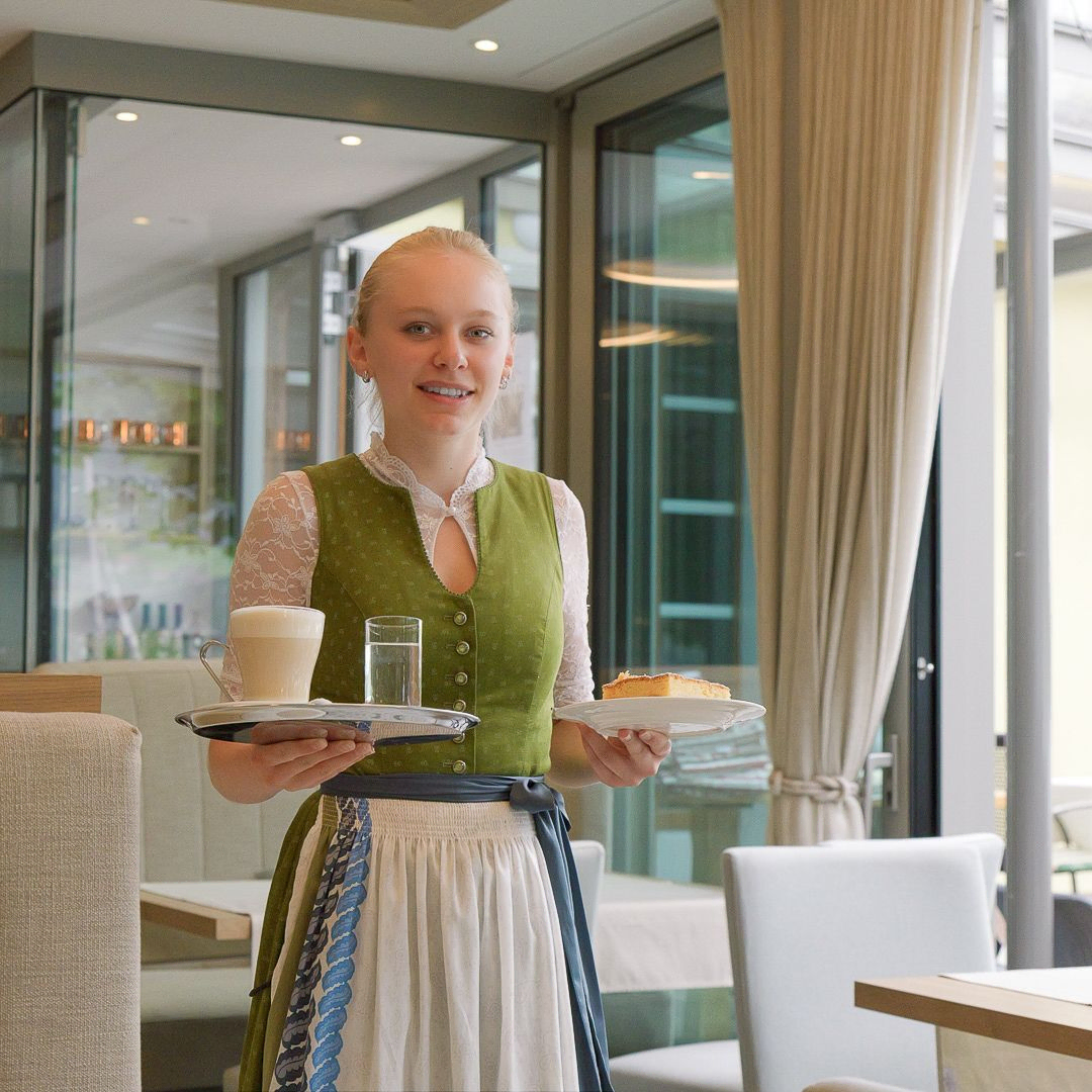 Bedienung Hotel Stadler